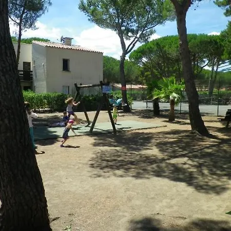 6 Pers, 2 Chambres, Terrasse, Piscine, Tennis, Parking -ref Ipa313 Apartmán Agde